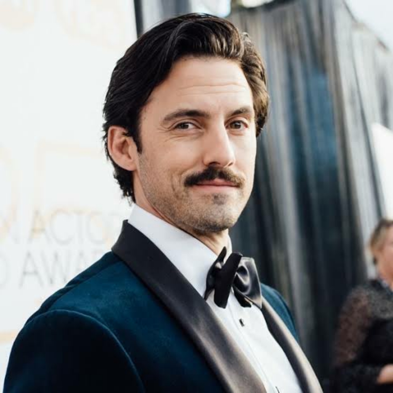 Milo Ventimiglia машину